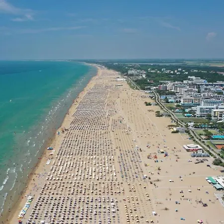 Flat A Short Walk To The * Bibione