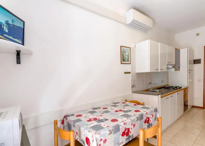 Apartament Flat A Short Walk To The